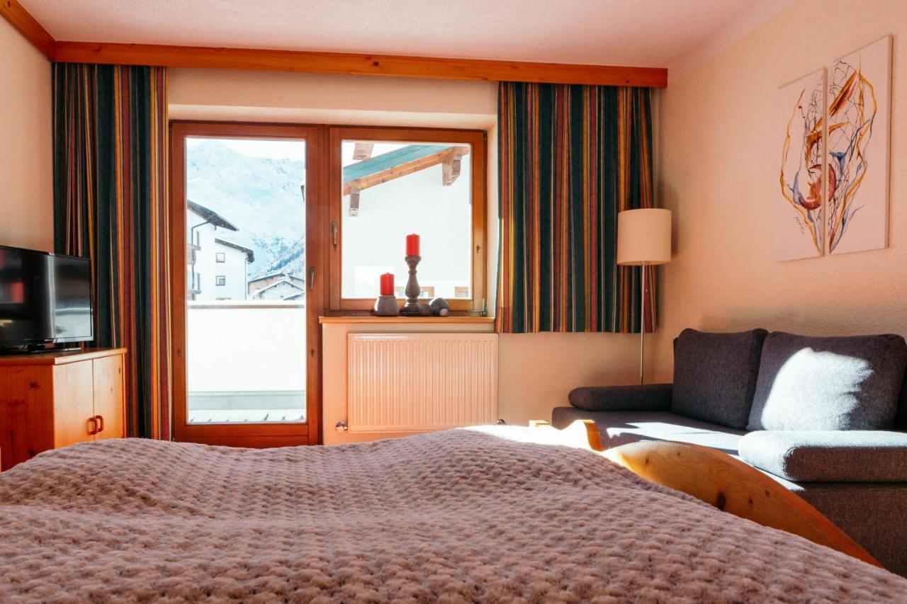 Pension Steinkogel St. Leonhard im Pitztal Exterior foto