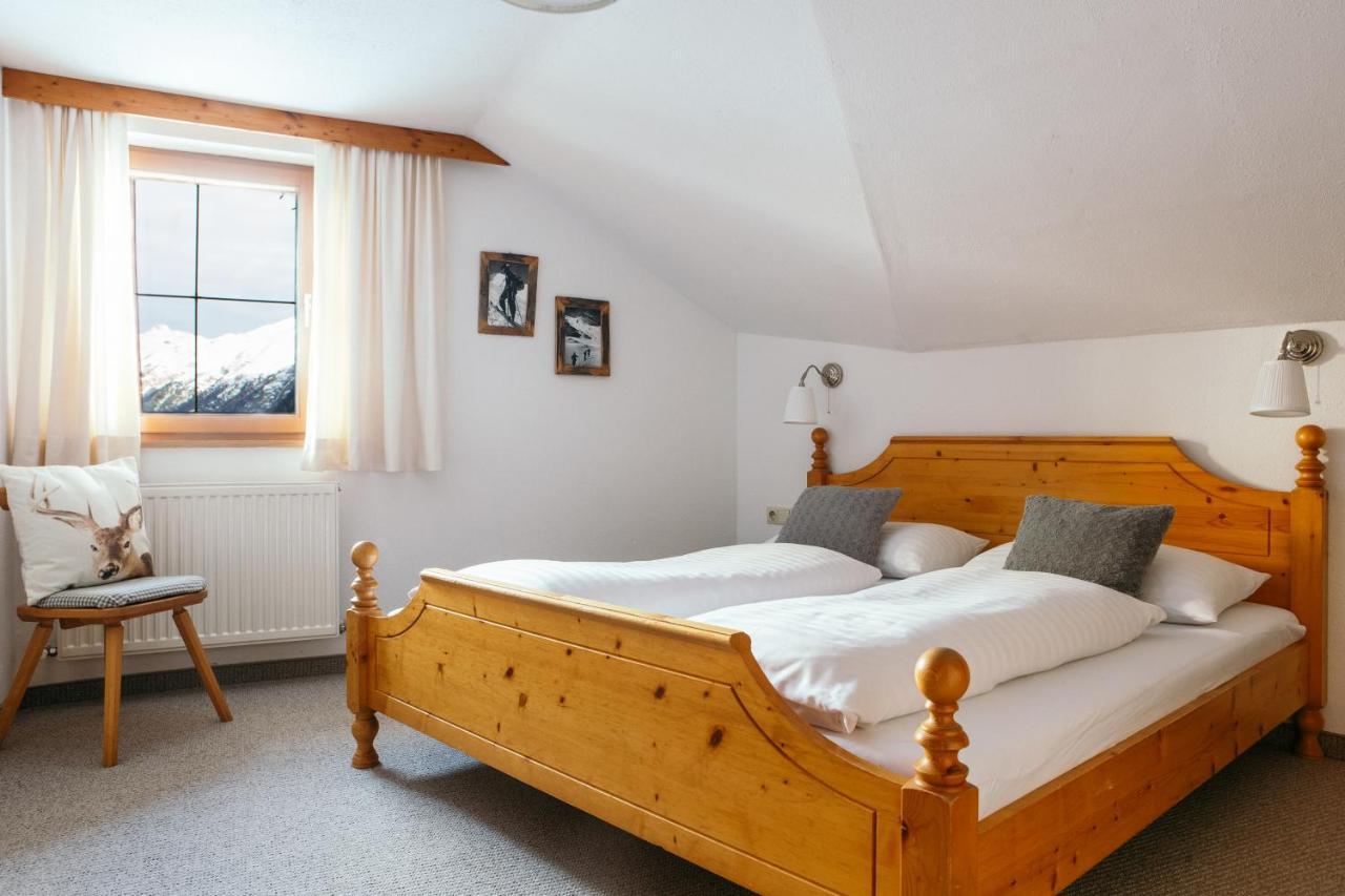 Pension Steinkogel St. Leonhard im Pitztal Exterior foto